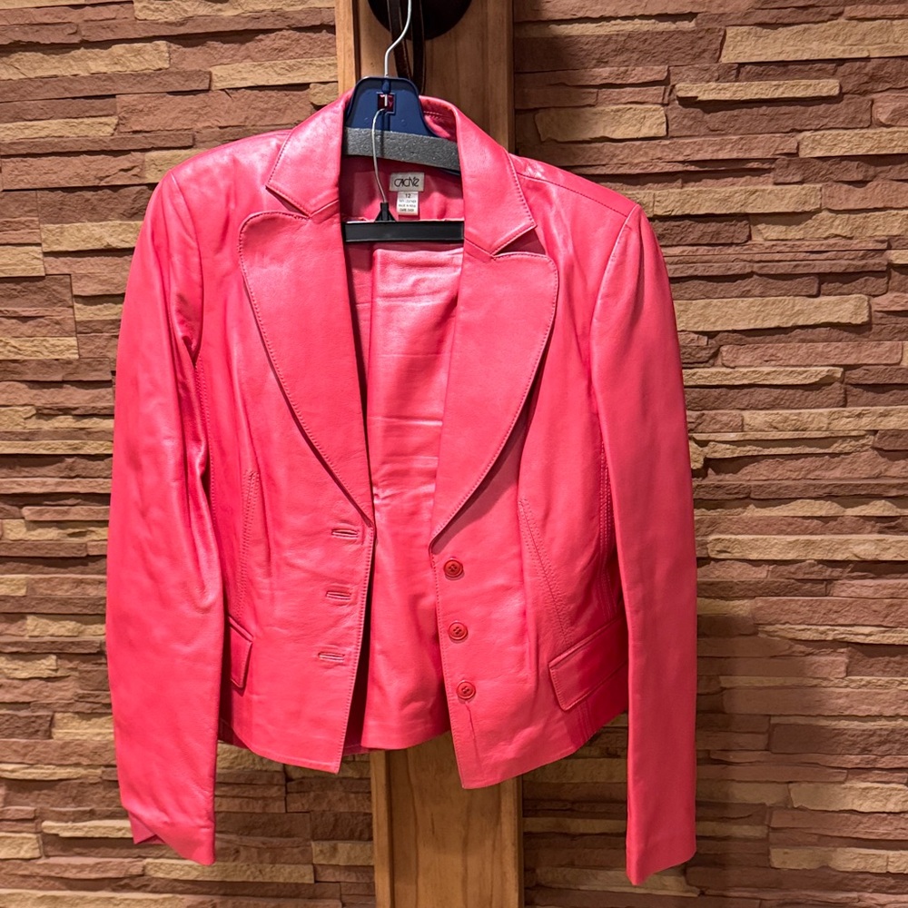 Cache Genuine Leather Women's Pink 2PC MINI Skirt & Blazer Suit